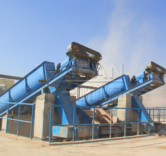 洗砂機(jī)工作現(xiàn)場(chǎng)