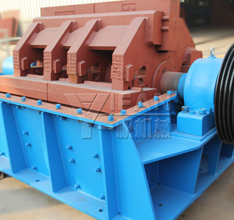 反擊式破碎機(jī)構(gòu)造